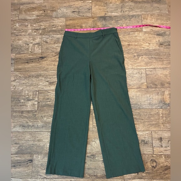 Ann Taylor Forest Green wide Leg trouser Pants - Picture 5 of 7